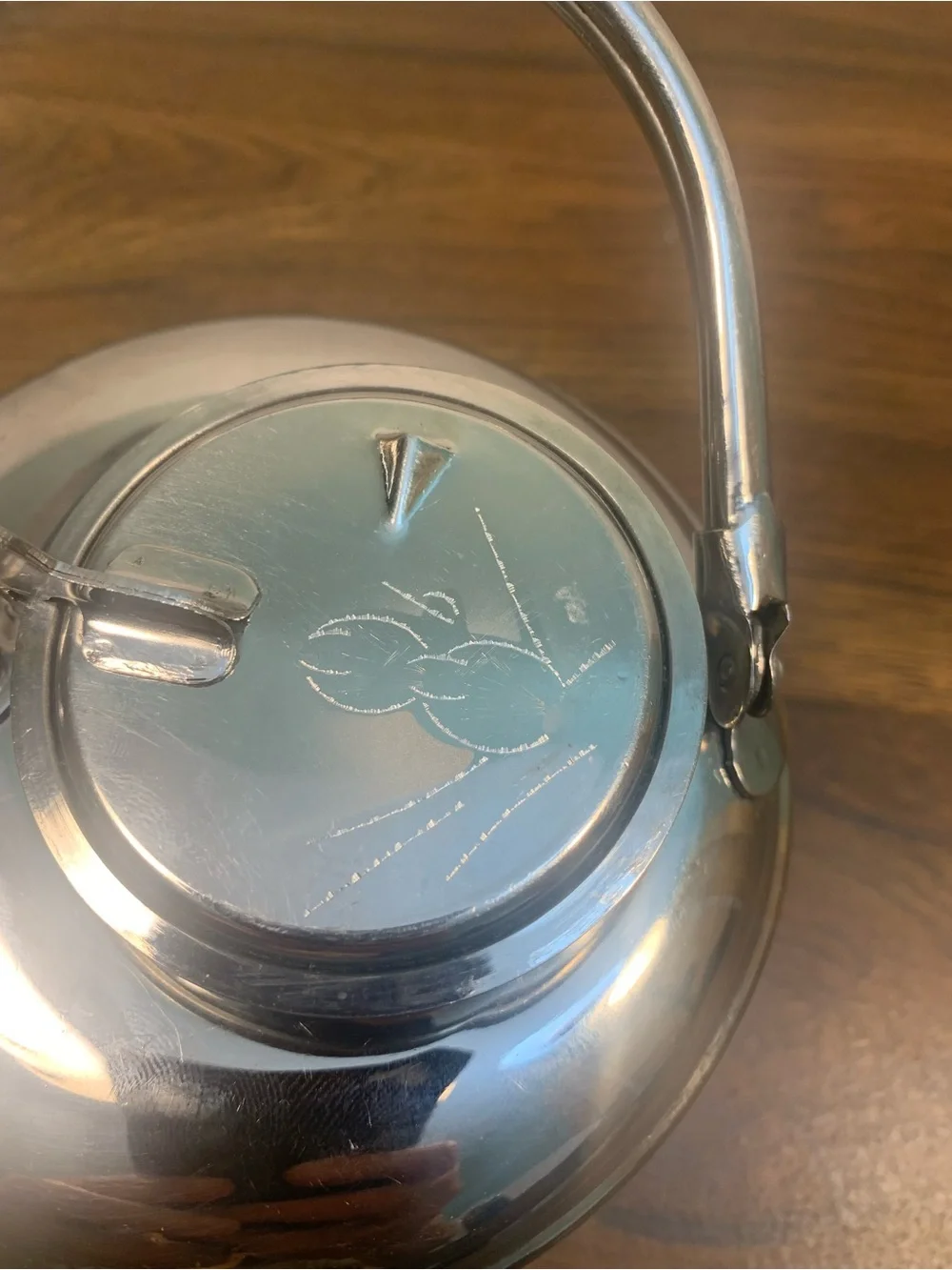 Stainless Steel Squat Camp Kettle Teapot with Hinged Latch Etched Lid